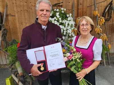 Verleihung der Verdienstmedaille des Landes Tirol an Hans-Peter Gruber Bild 0